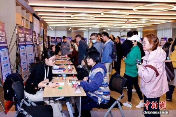 第一资本 上海民盟企业家“走进徐汇”搭平台 精准赋能高质量就业